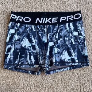 Nike Pro Black & White Abstract Compression Shorts - 3 Inch